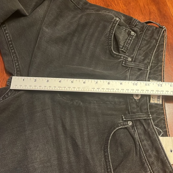 NWT We The Free Pacifica High Rise Slim Straight Leg Size 27 Black Jeans - Picture 9 of 11